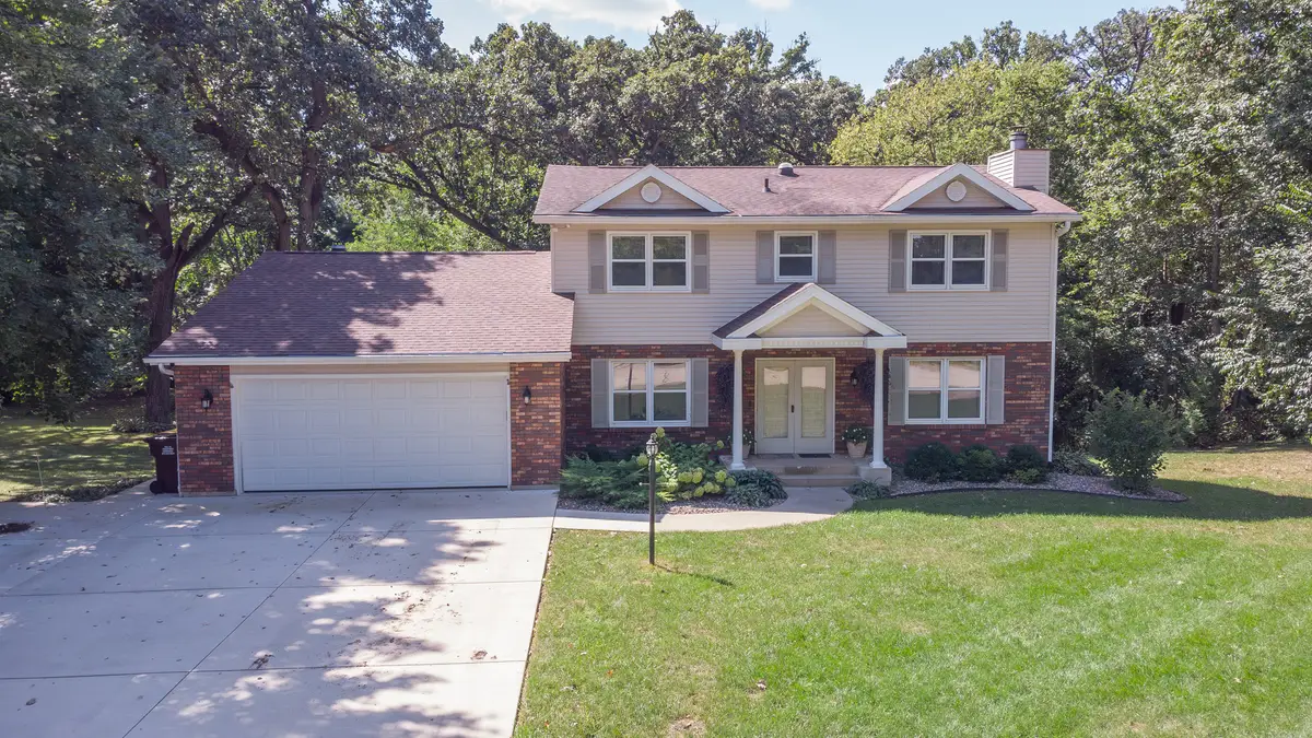 732 Santa Fe Drive, Freeport, IL 61032 - #1