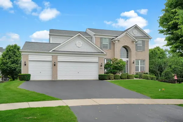 321 Parker Place, Oswego, IL 60543