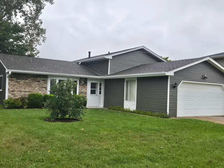 1310 Leawood Drive, Elgin, IL 60120 - #2