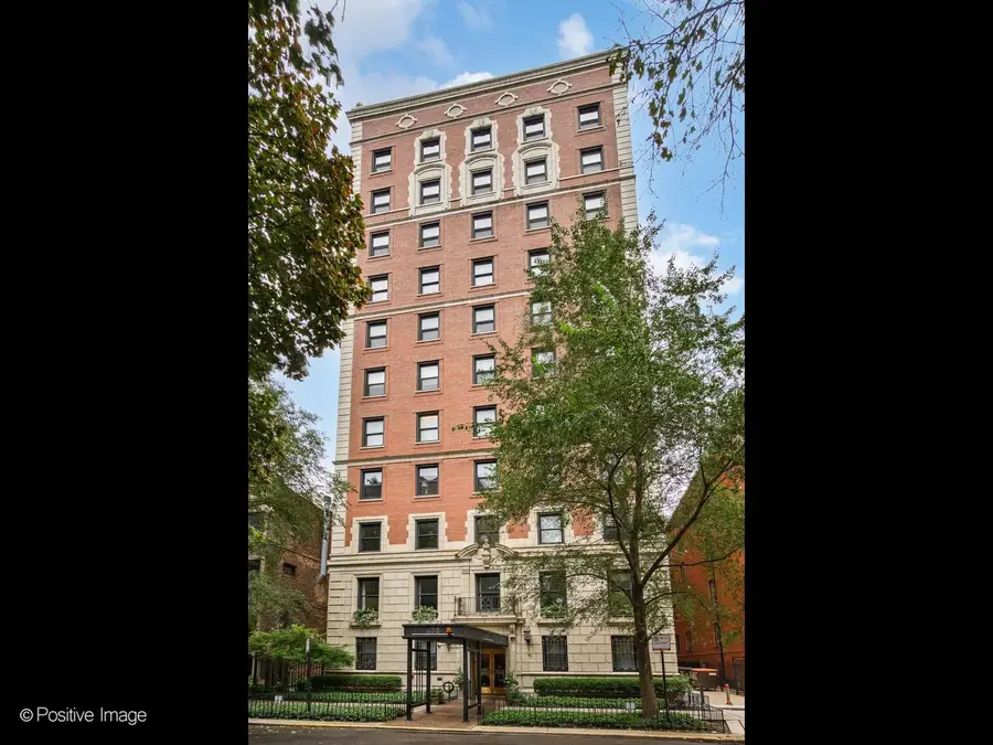 433 W Briar Place #1B, Chicago, IL 60657 - #2