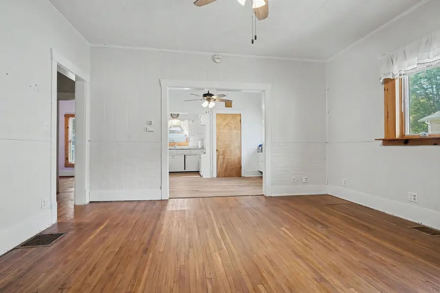 312 E South Street, Clinton, IL 61727 - #3