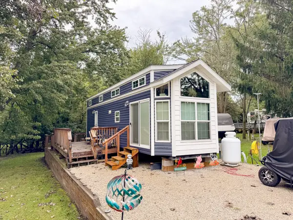 29/234 Woodhaven, Sublette, IL 61367