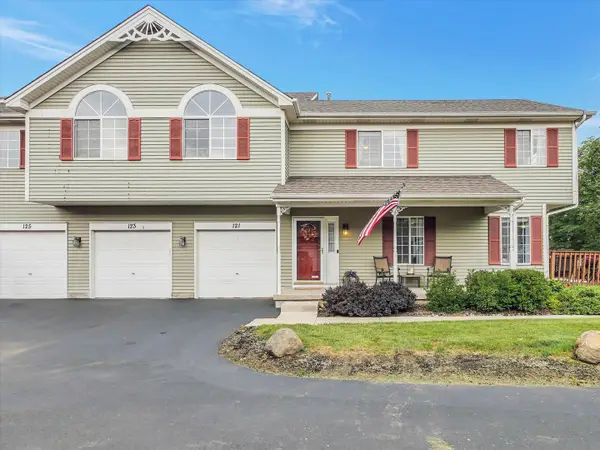 121 Village Creek Drive #121, Lake In The Hills, IL 60156