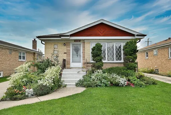 4704 N Newland Avenue, Harwood Heights, IL 60706