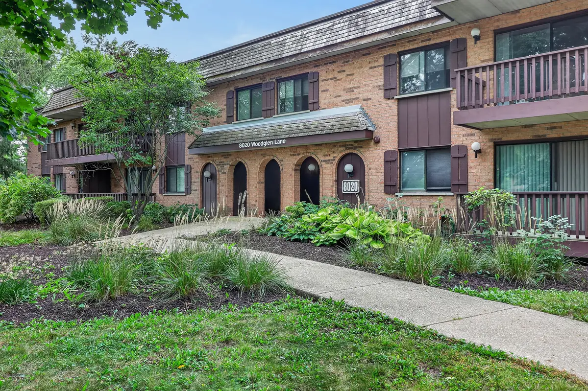 8020 Woodglen Lane #202, Downers Grove, IL 60516 - #1