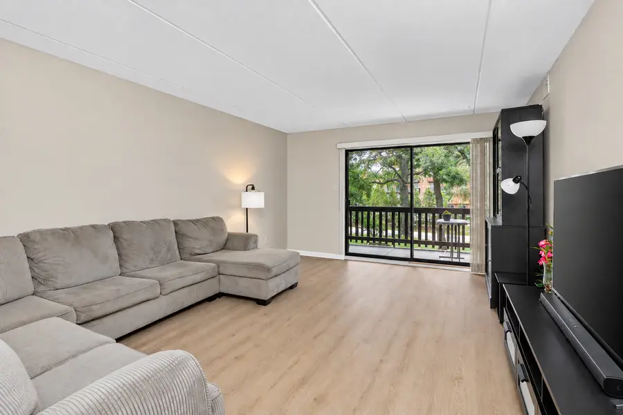 8020 Woodglen Lane #202, Downers Grove, IL 60516 - #2