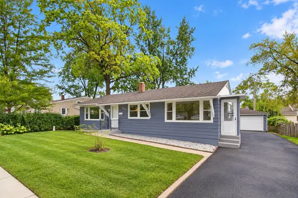383 Tee Lane, Carpentersville, IL 60110