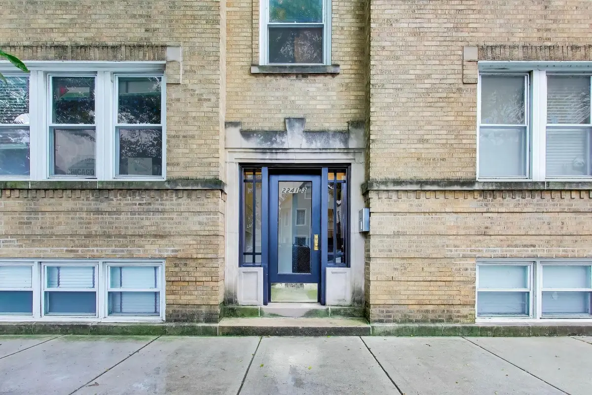 2243 W Ainslie Street #3W, Chicago, IL 60625 - #1