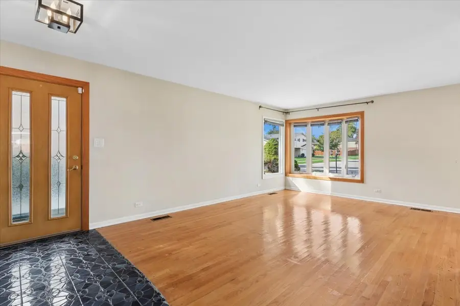 9427 Merrill Avenue, Morton Grove, IL 60053 - #2