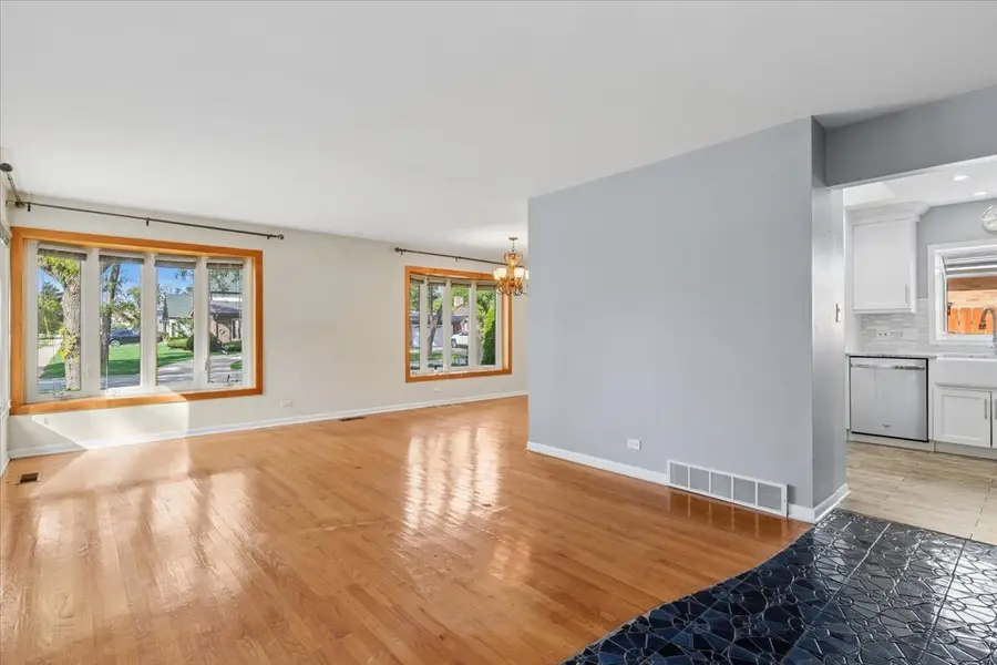 9427 Merrill Avenue, Morton Grove, IL 60053 - #3