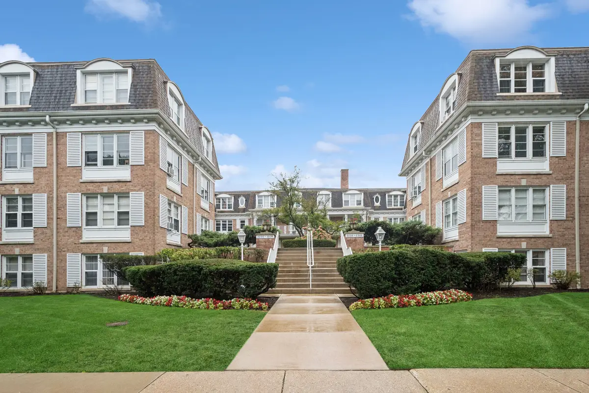 2300 Central Street #3, Evanston, IL 60201 - #1