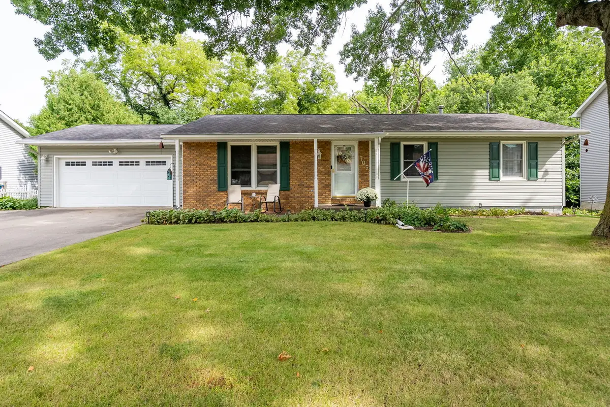 705 E 5th Street, Coal Valley, IL 61240 - #1