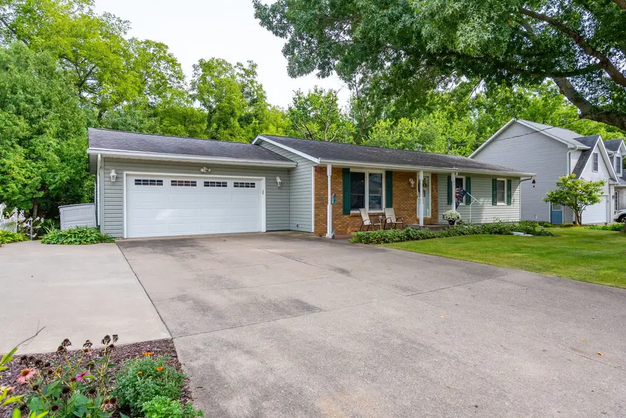 705 E 5th Street, Coal Valley, IL 61240 - #2