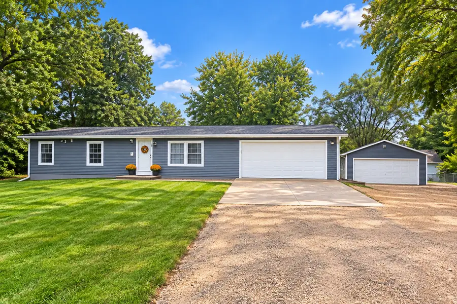 1585 Joliet Way, Dixon, IL 61021 - #2
