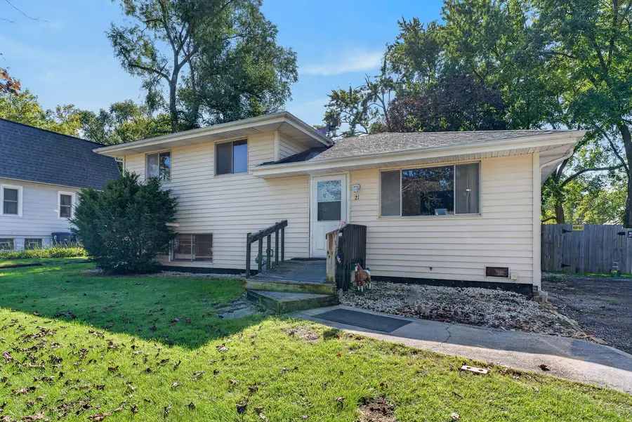21 Janet Avenue, Darien, IL 60561 - #3