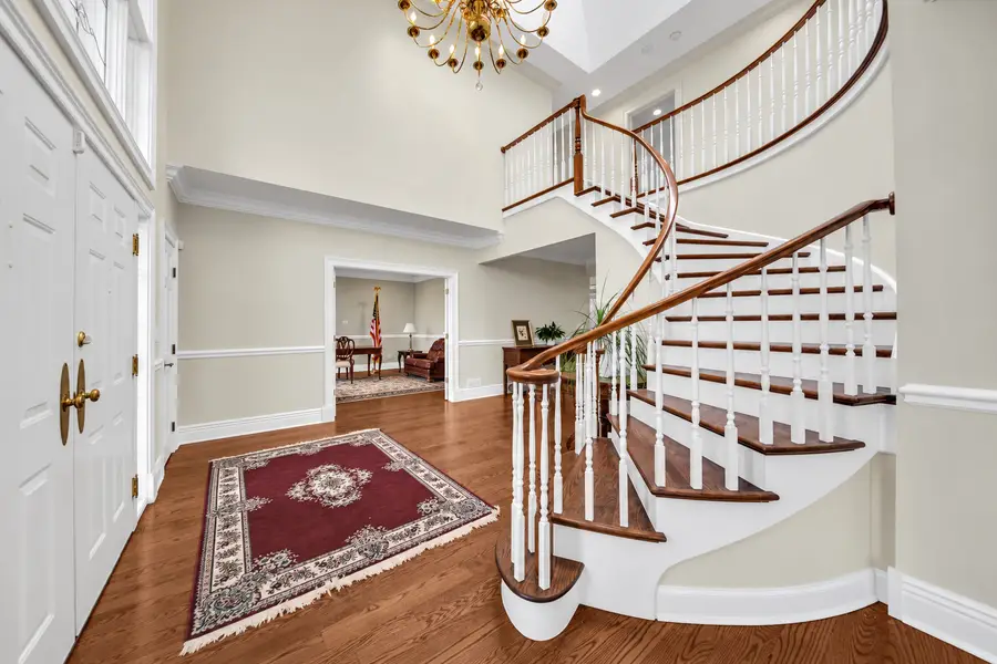 711 W Old Elm Road, Lake Forest, IL 60045 - #2