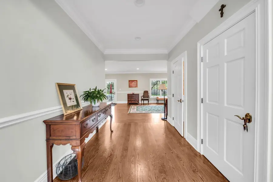 711 W Old Elm Road, Lake Forest, IL 60045 - #3