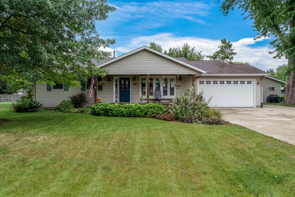 5810 Vesper Drive, South Beloit, IL 61080 - #1