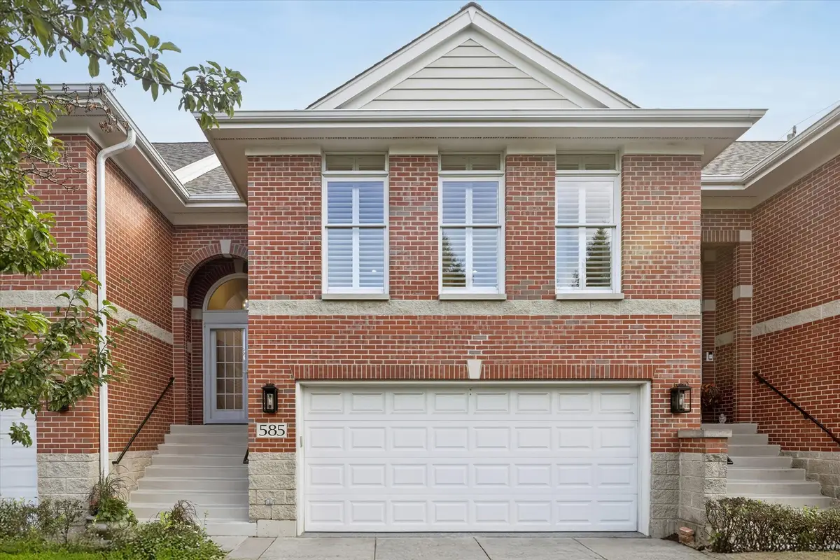 585 Linden Court, Geneva, IL 60134 - #1