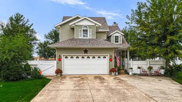 805 S Lawrence Way, Pontiac, IL 61764