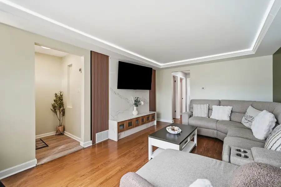 7711 S Christiana Avenue, Chicago, IL 60652 - #2
