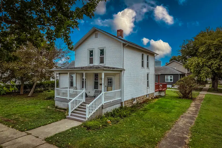 223 N 3rd Street, Watseka, IL 60970 - #3