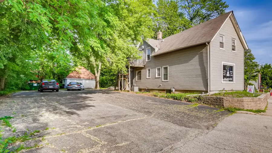 231 N Milwaukee Avenue, Wheeling, IL 60090 - #2