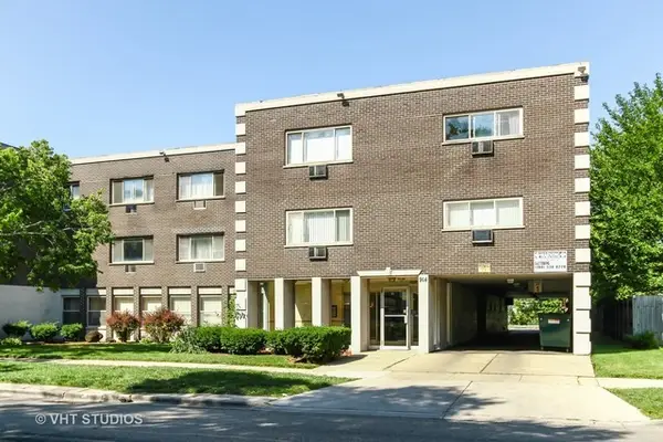914 N Austin Boulevard #B4, Oak Park, IL 60302