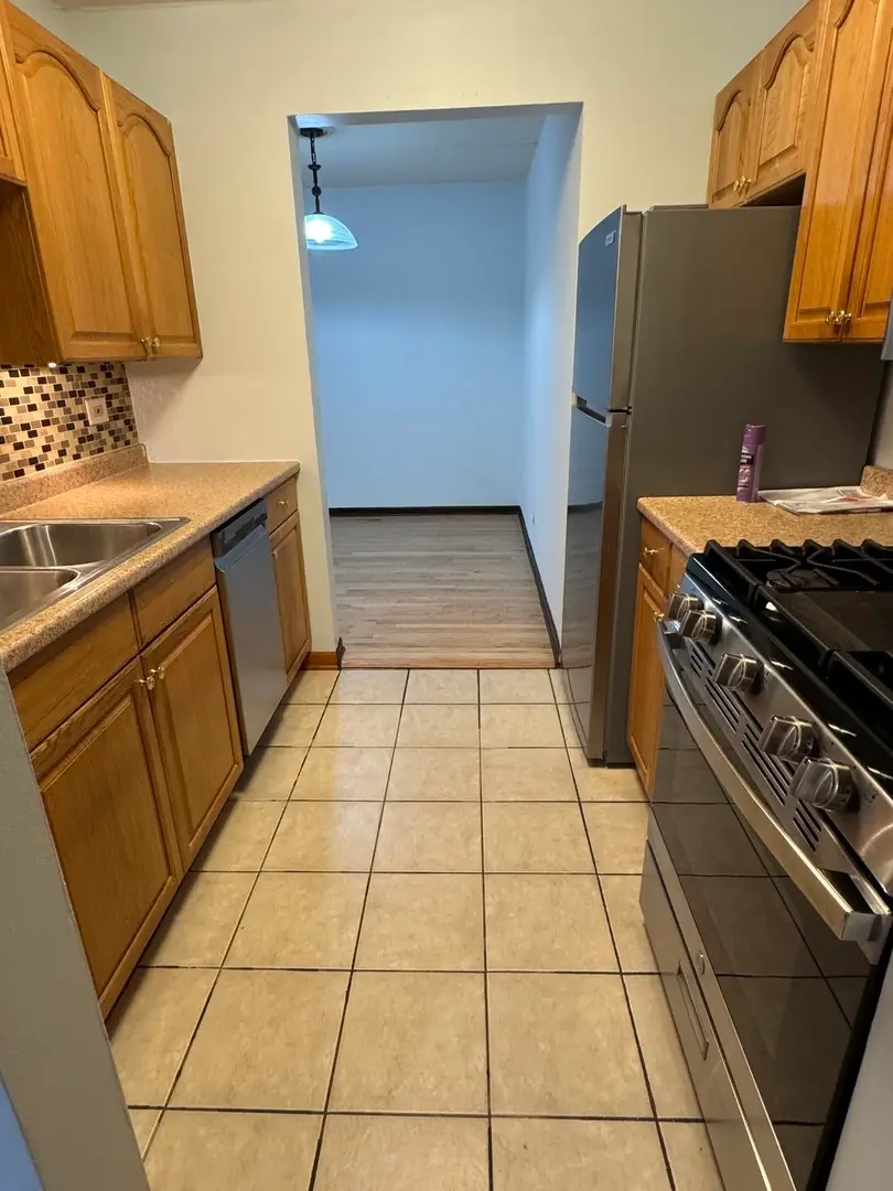 914 N Austin Boulevard #B4, Oak Park, IL 60302 - #3