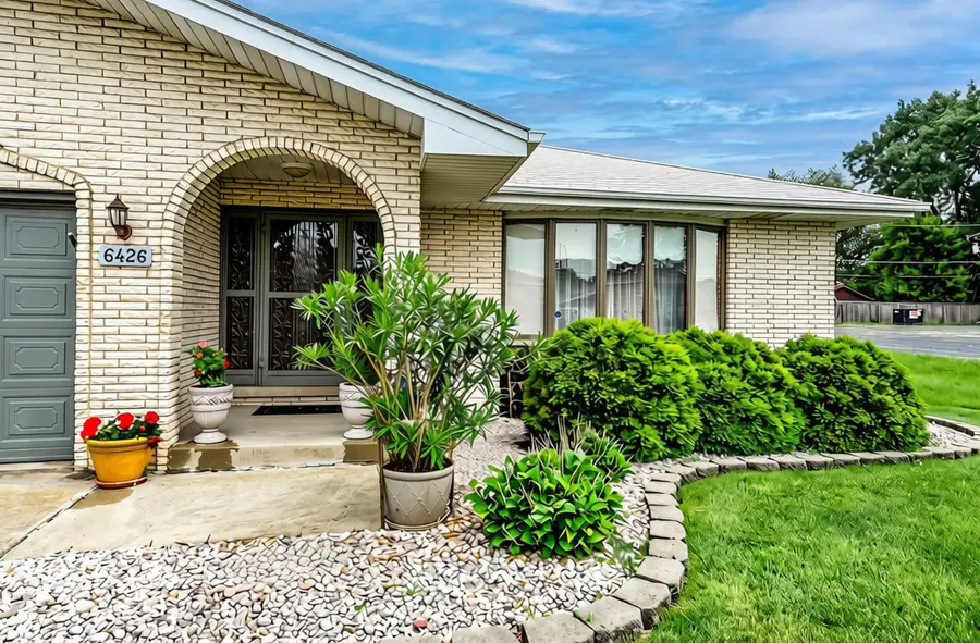 6426 W 84th Place, Burbank, IL 60459 - #3