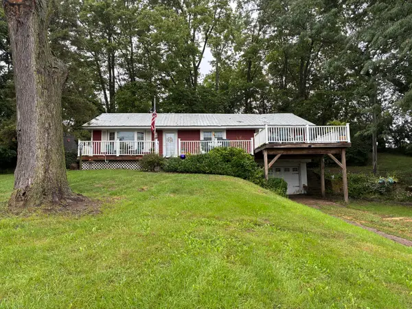 2820 67 Highway, Camanche, IA 52730