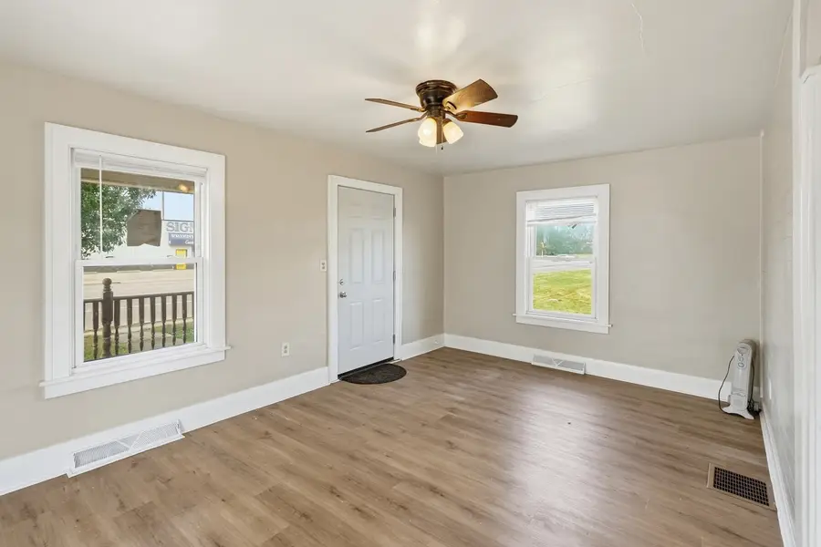 1266 N Schuyler Avenue, Kankakee, IL 60901 - #3