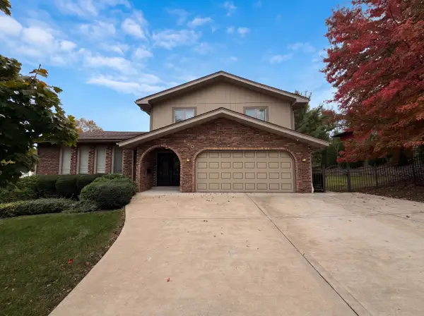 420 Freehauf Street, Lemont, IL 60439