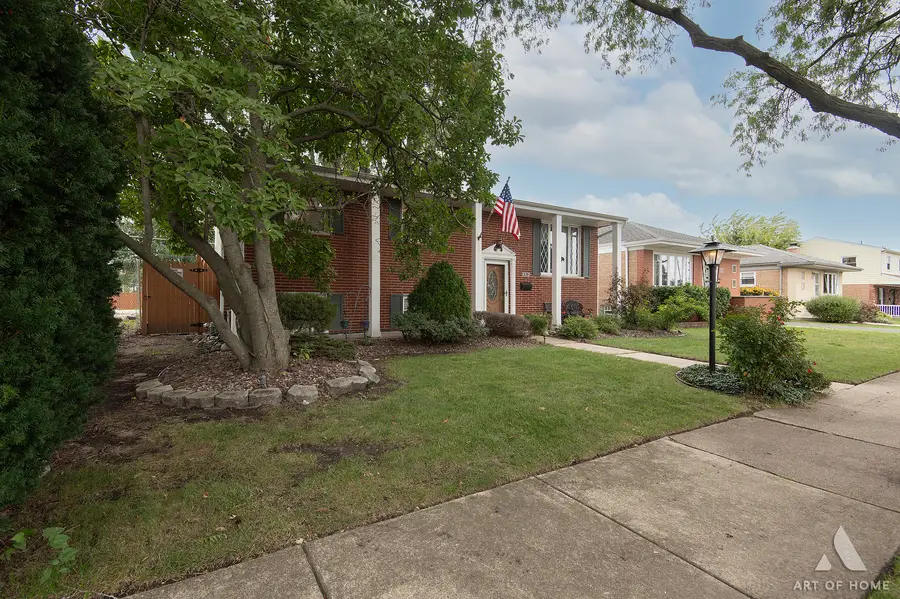 9313 Parkside Avenue, Oak Lawn, IL 60453 - #2