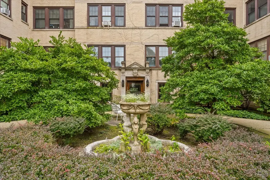 906 Greenwood Street #3E, Evanston, IL 60201 - #3