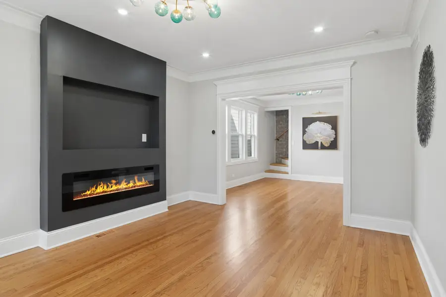 4533 N Karlov Avenue, Chicago, IL 60630 - #3