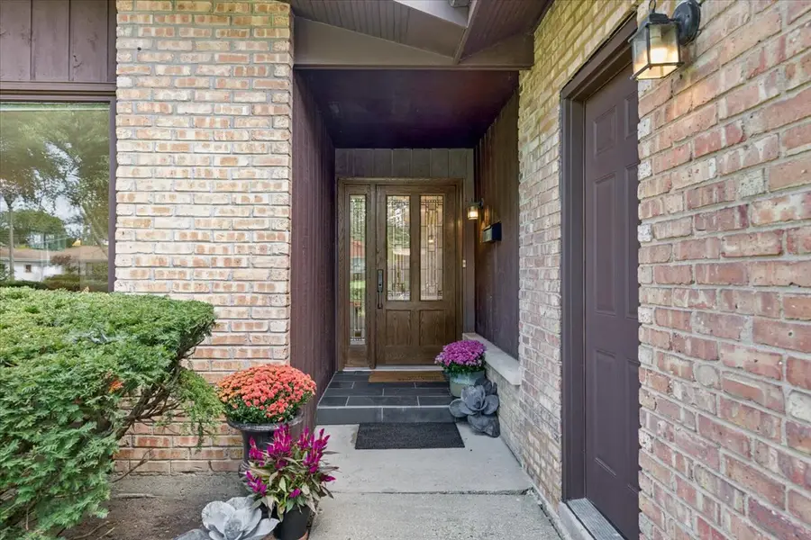 9617 Keystone Avenue, Skokie, IL 60076 - #2