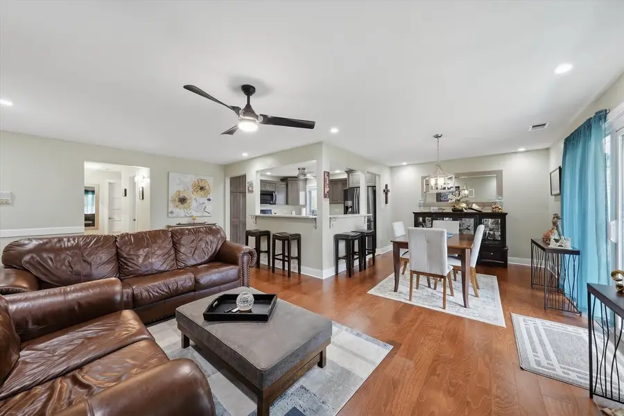 9200 S Pulaski Road #3E, Oak Lawn, IL 60453 - #3