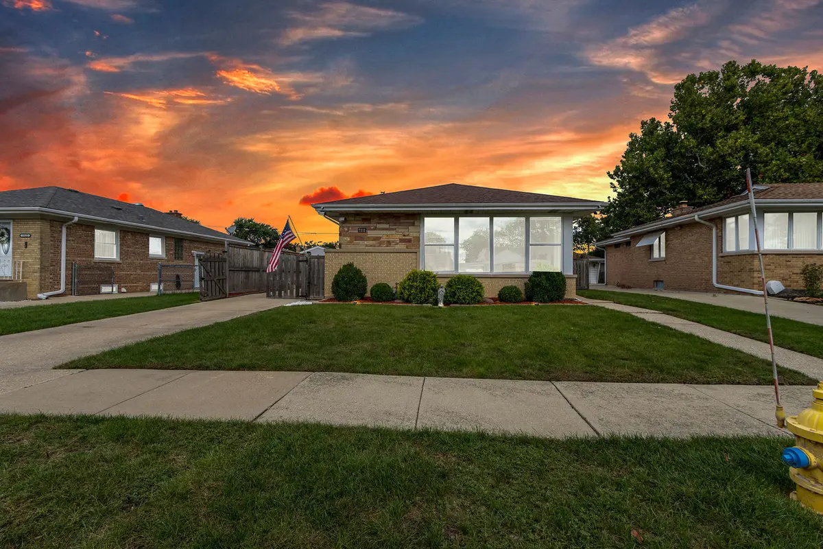7316 W Greenleaf Street, Niles, IL 60714 - #1