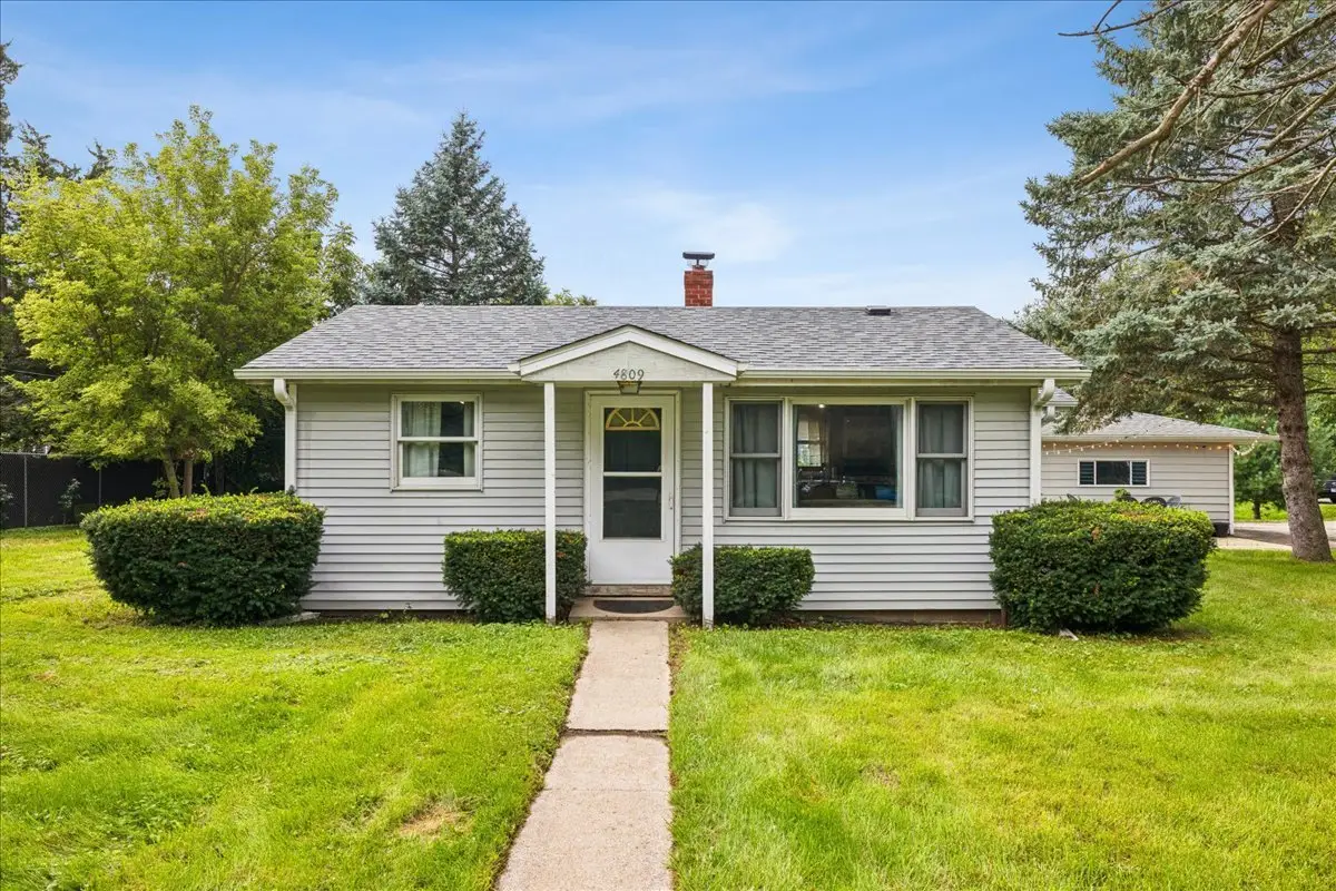 4809 E Wonder Lake Road, Wonder Lake, IL 60097 - #1