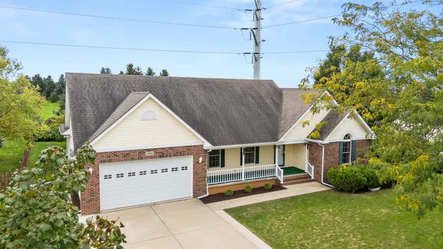 1338 Foxbend Drive, Sycamore, IL 60178 - #3
