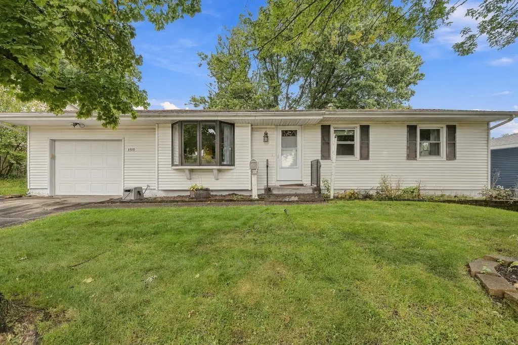 4919 Brown Street, Davenport, IA 52806 - #1