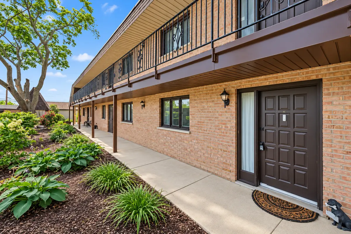 520 E Main Street #1C, Barrington, IL 60010 - #1