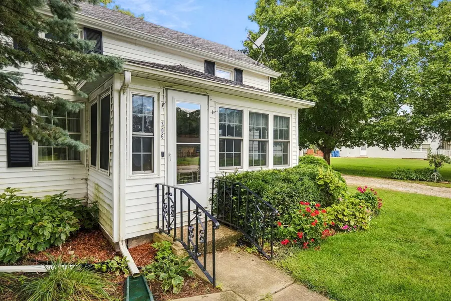 306 N Canal Street, Newark, IL 60541 - #3