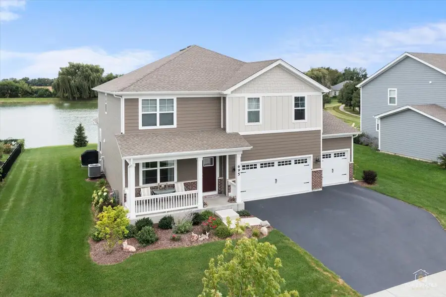 695 Kentshire Circle, Elgin, IL 60124 - #3