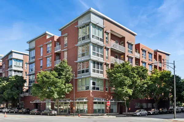 2035 S Indiana Avenue #405, Chicago, IL 60616