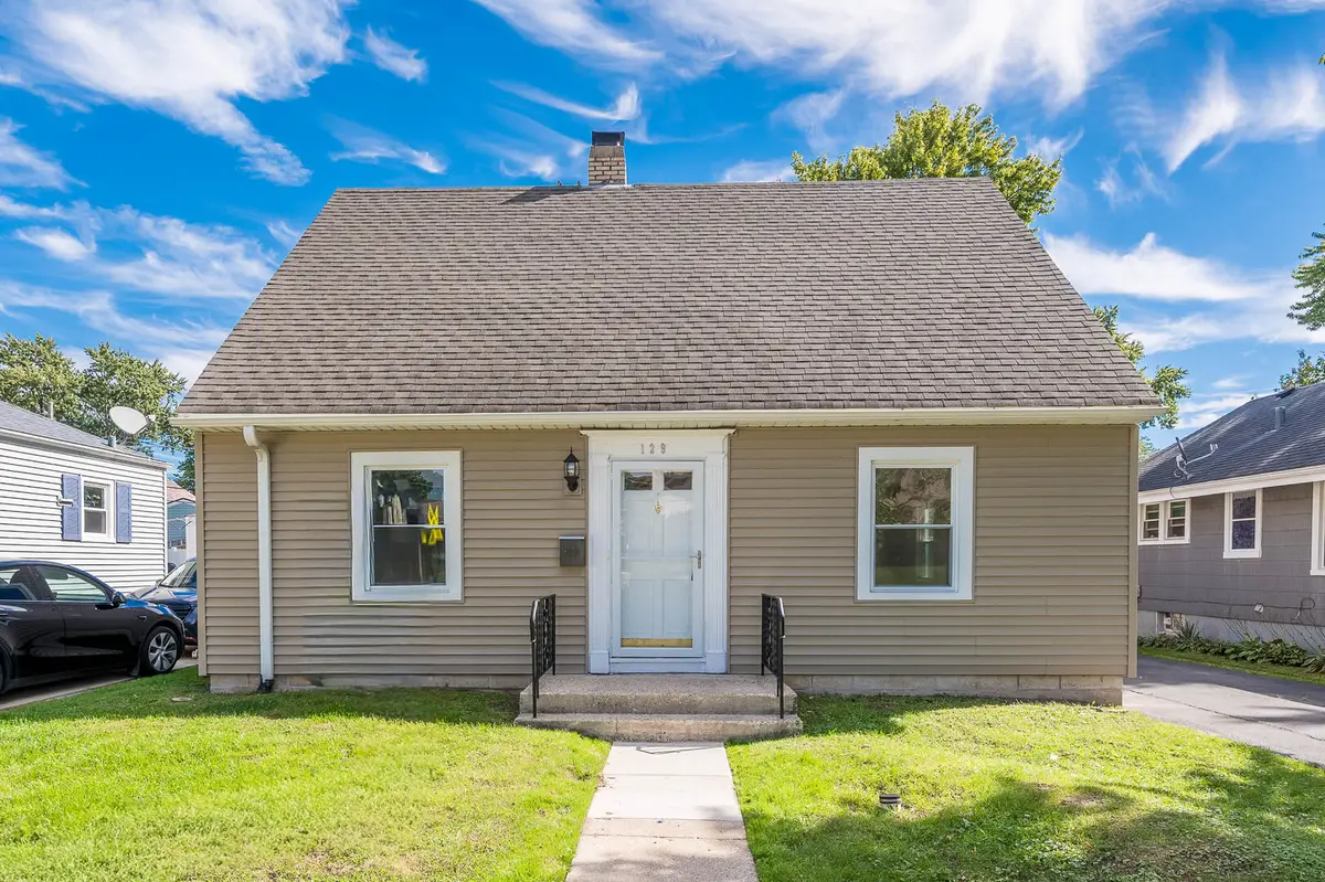 129 S Dubois Avenue, Elgin, IL 60123 - #1