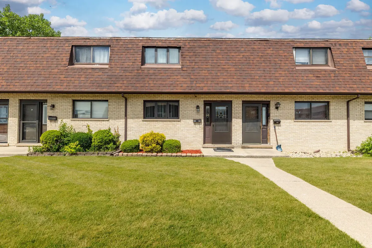 7546 S Cork Avenue, Justice, IL 60458 - #1