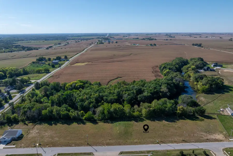 300 N 15th Street, Le Claire, IA 52753 - #3