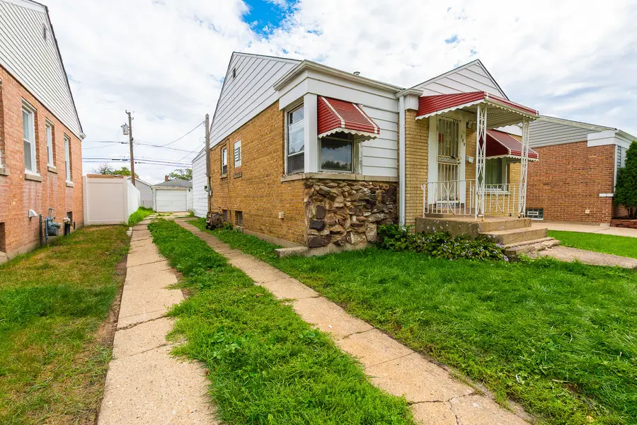 529 49th Avenue, Bellwood, IL 60104 - #3